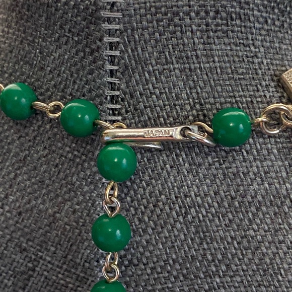 Beautiful Japan two strand acrylic necklace in greens and black. - Picture 6 of 6